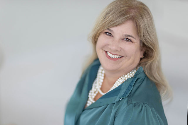 Image of Broker, Julie Simpson